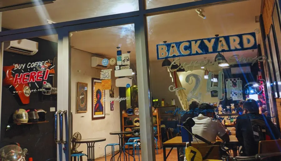 Backyard Coffee & Shop di kawasan Bintaro