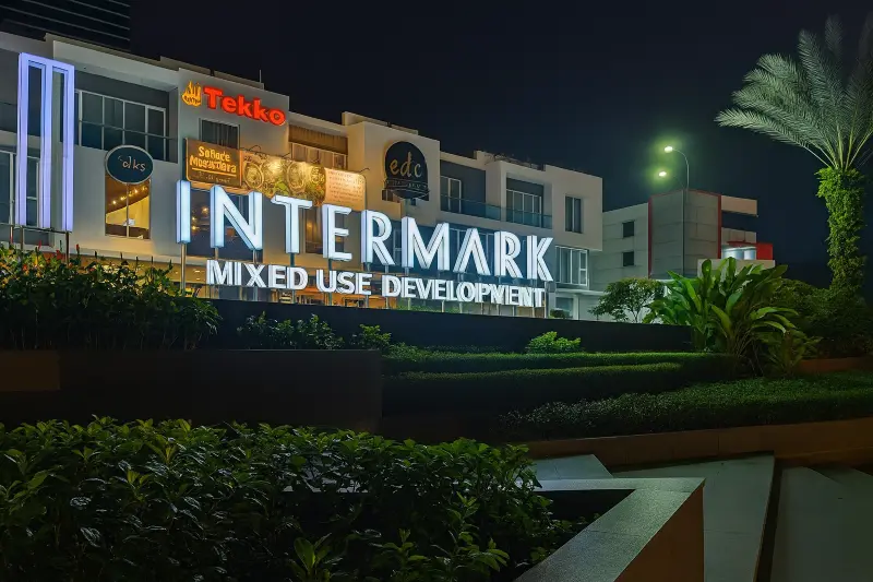 Intermark BSD tempat pool bis DAMRI